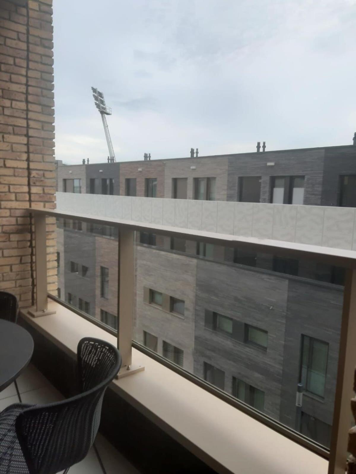 Huswell - Cozy A Stone's Throw From The
